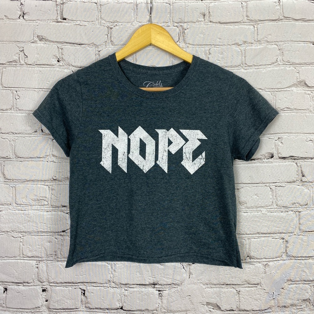 Cold Crush NOPE crop top • size small